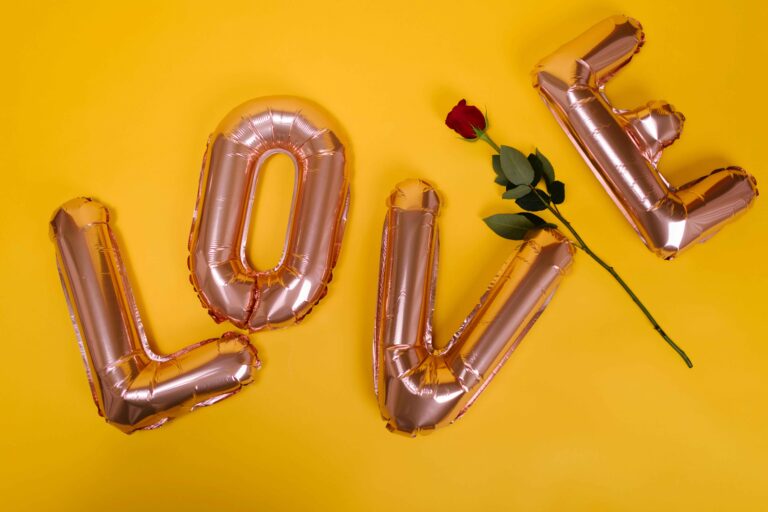Love Languages Explained: Meanings and the 5 Types