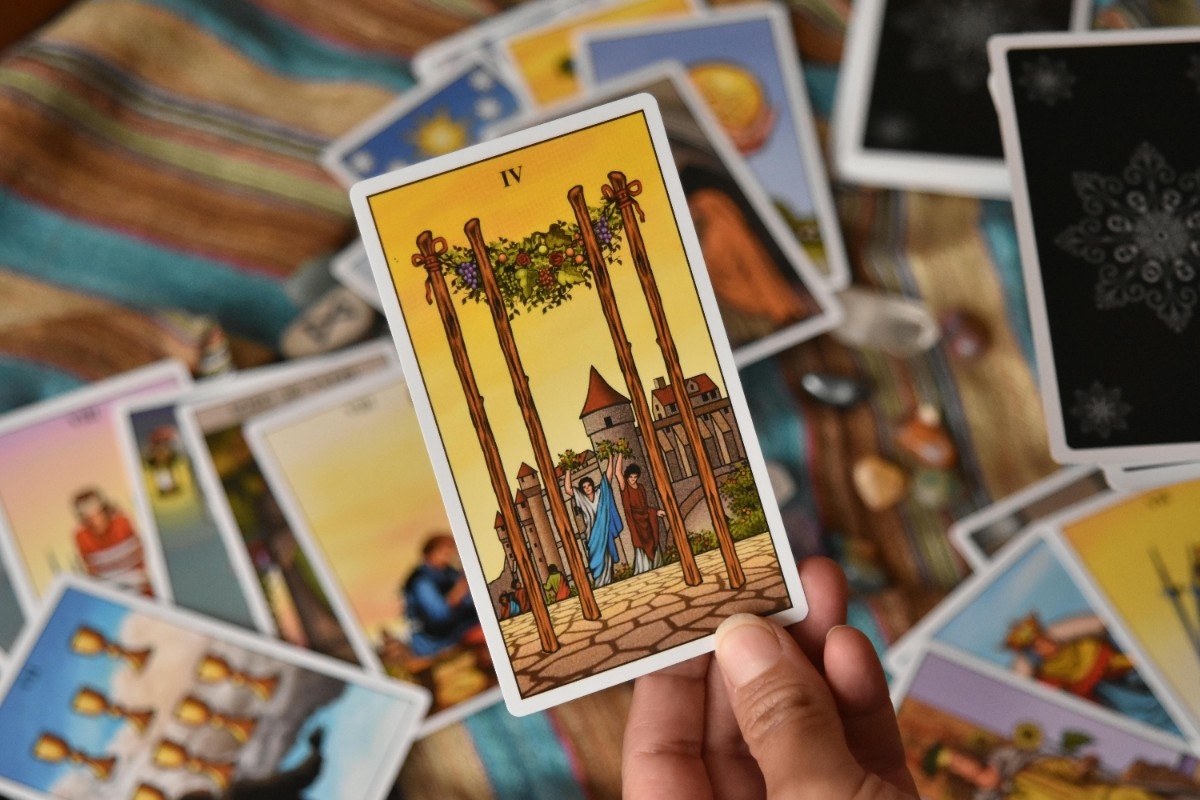 Four of Wands Reversed: Meaning in Love, Career, Health, and More
