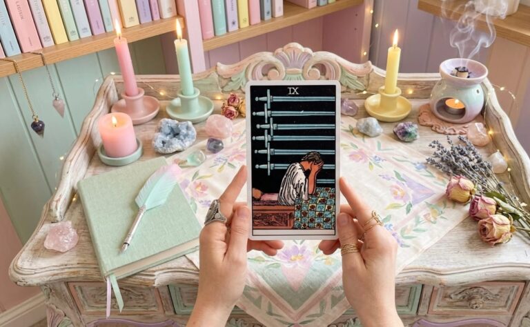 9 of Swords Meaning: Upright & Reversed